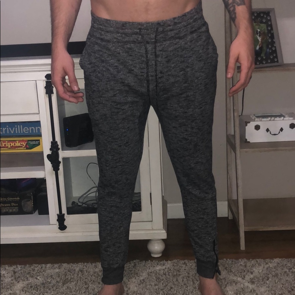men’s joggers